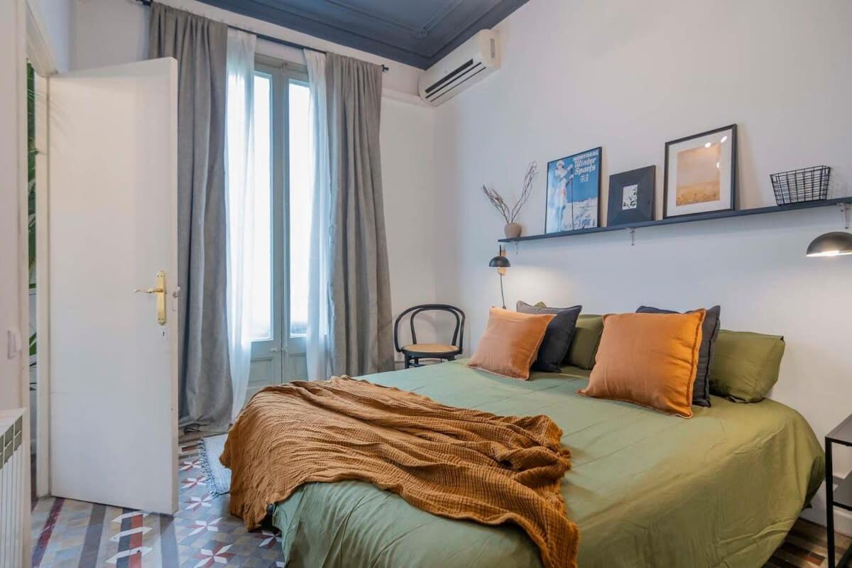 Elegant 4 Bedrooms 3 Bathrooms Catalan Home Barcelona Kültér fotó