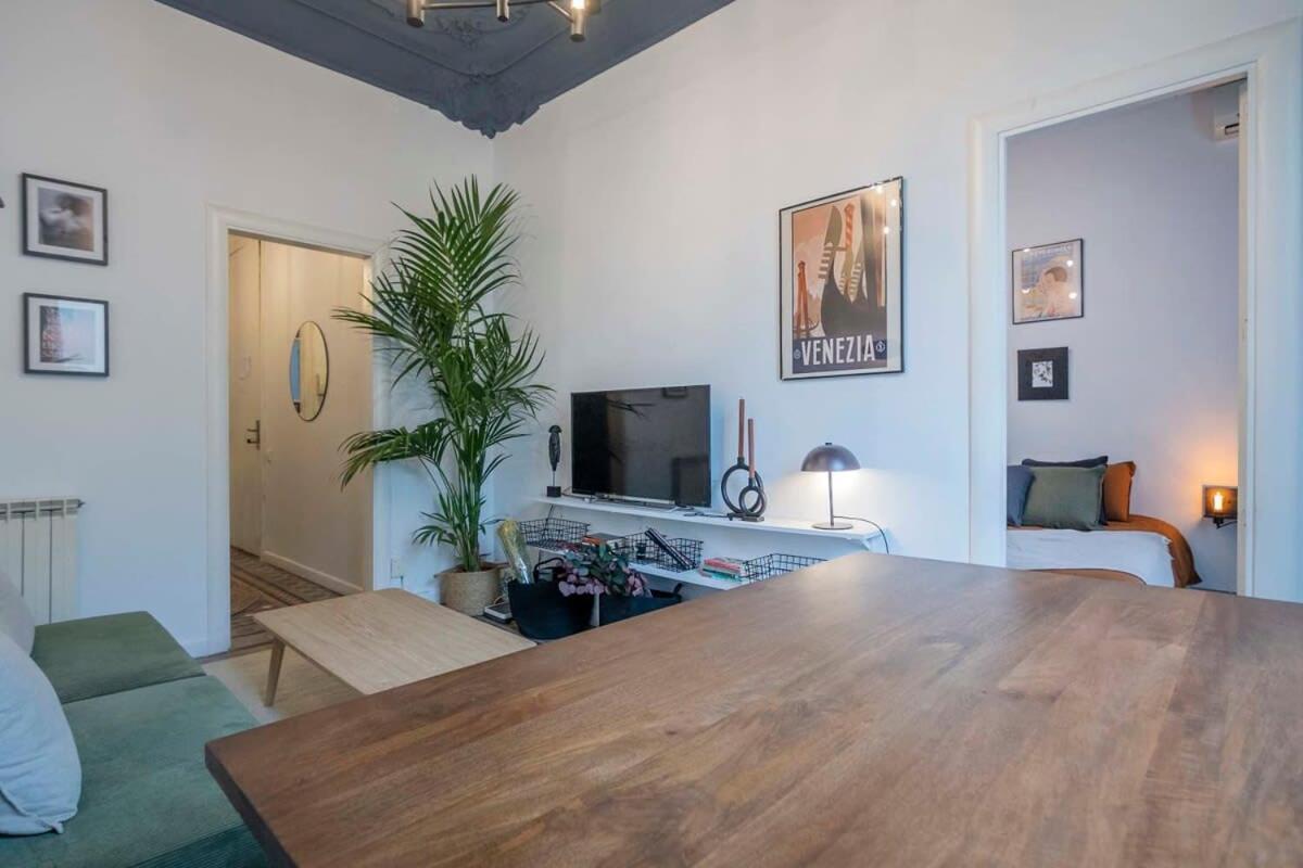 Elegant 4 Bedrooms 3 Bathrooms Catalan Home Barcelona Kültér fotó