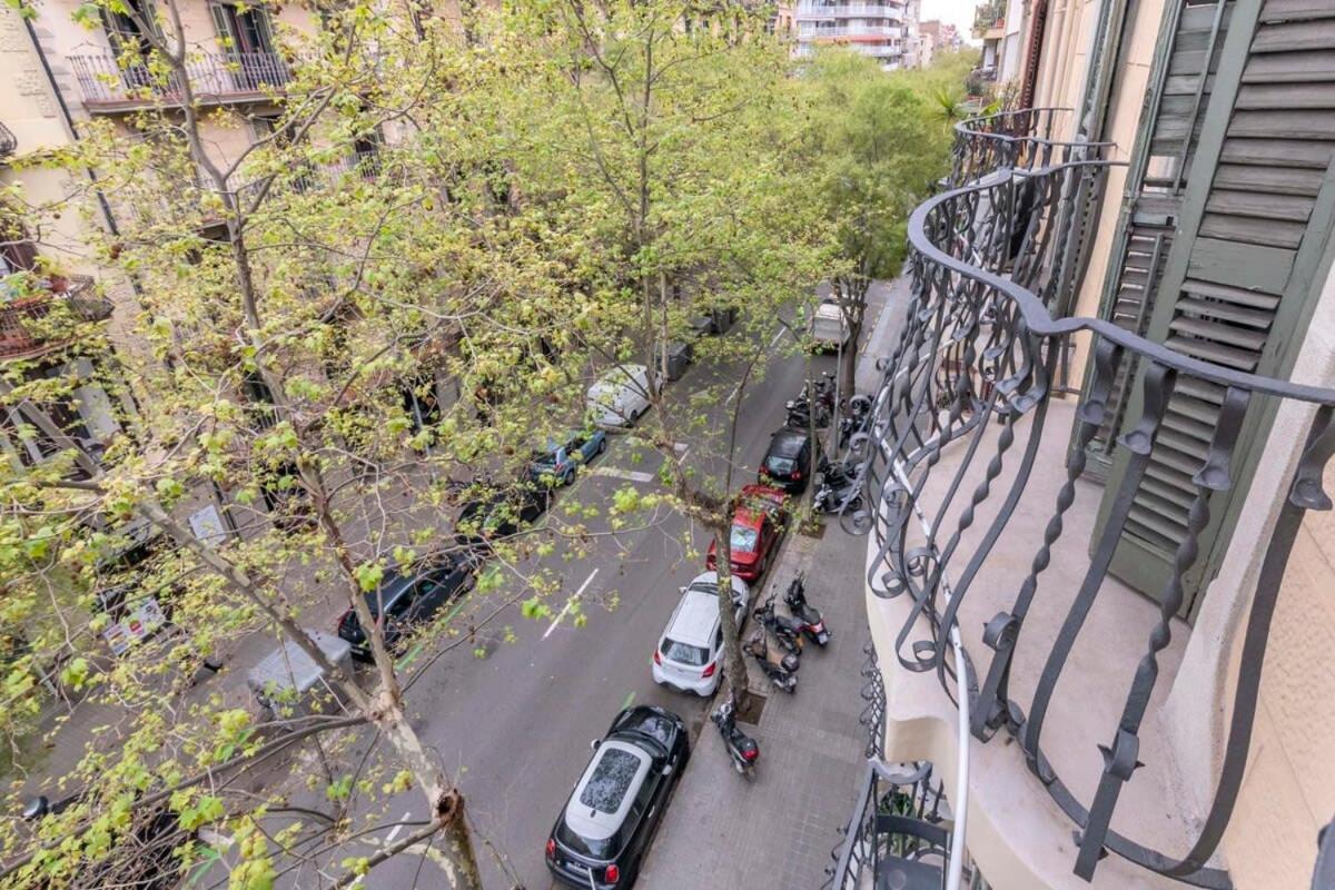 Elegant 4 Bedrooms 3 Bathrooms Catalan Home Barcelona Kültér fotó